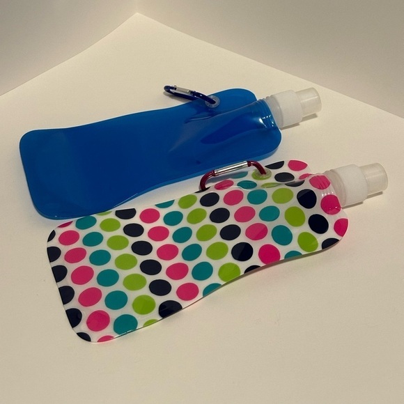 Set of 2 Collapsible Water Bottles - Picture 2 of 5